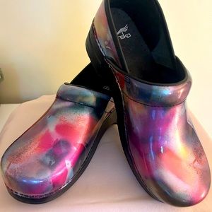 Dansko multi color clog shoes. Size 42.